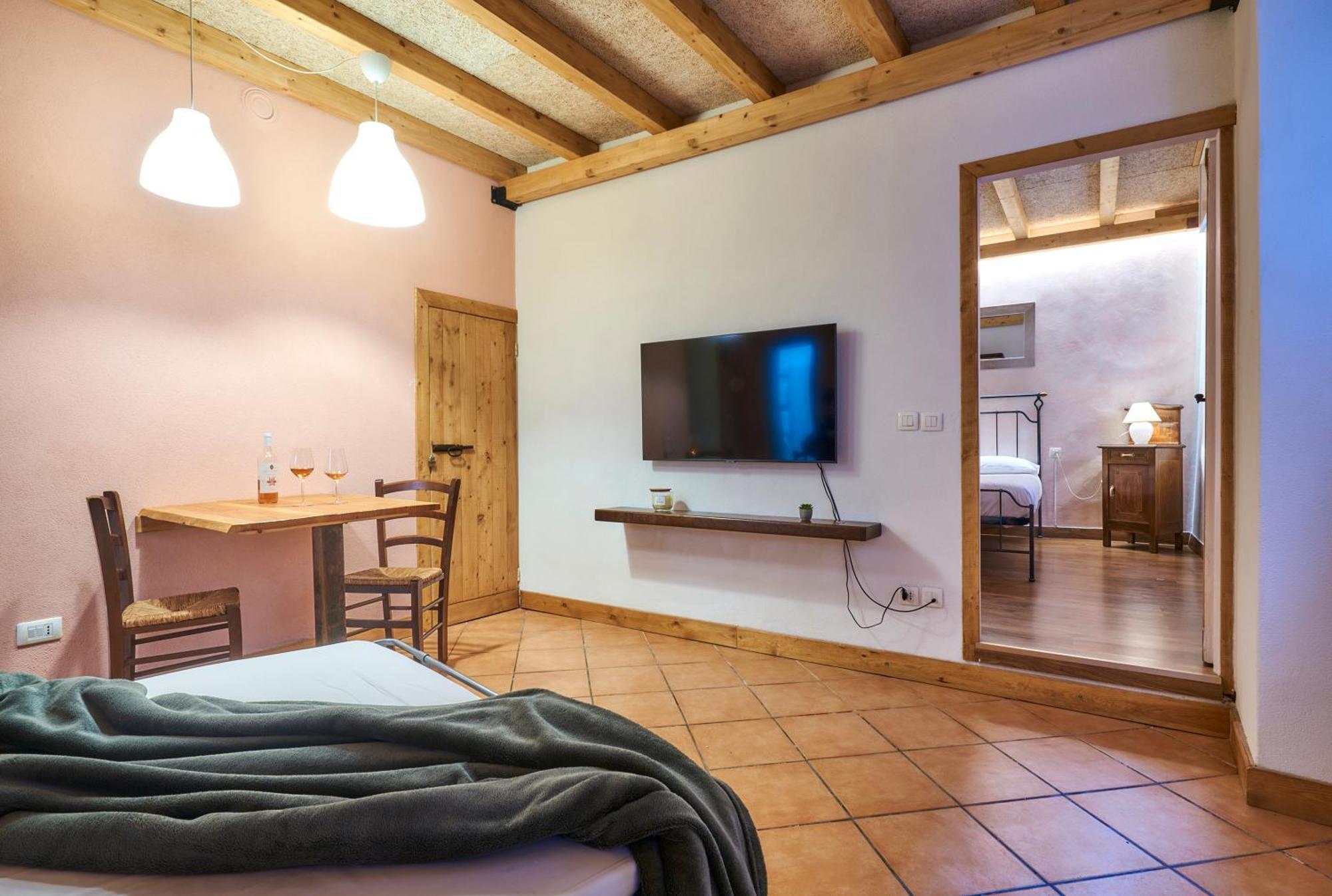 Casa “La Contrada” Villa Varenna Buitenkant foto